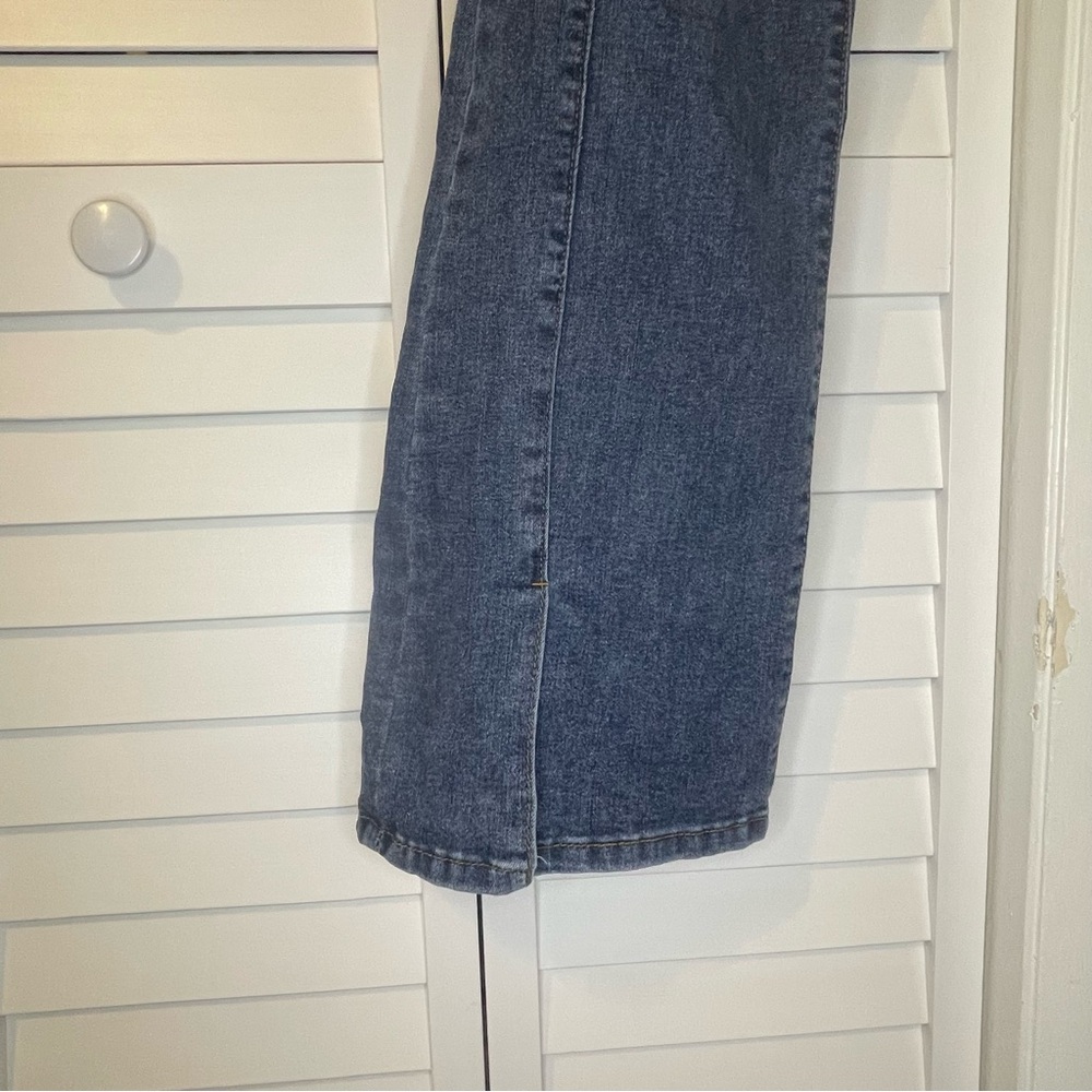 Jeans - Picture 5 of 5